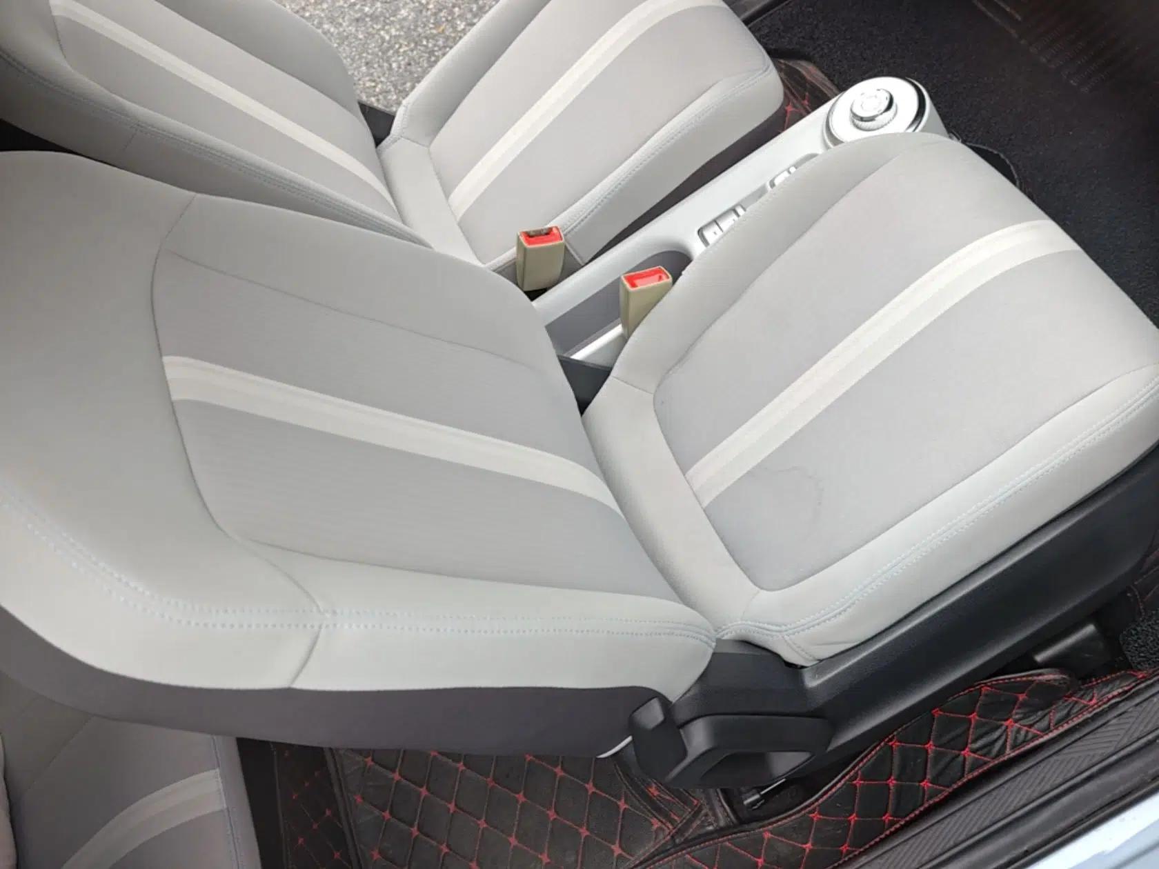 Wuling Air ev 2023 - Four Seats - Standard Edition — миниатюра 23