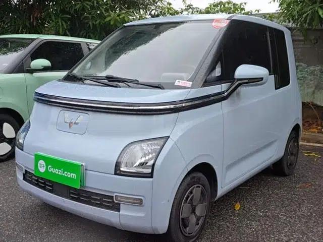 Wuling Air ev 2023 - Four Seats - Standard Edition