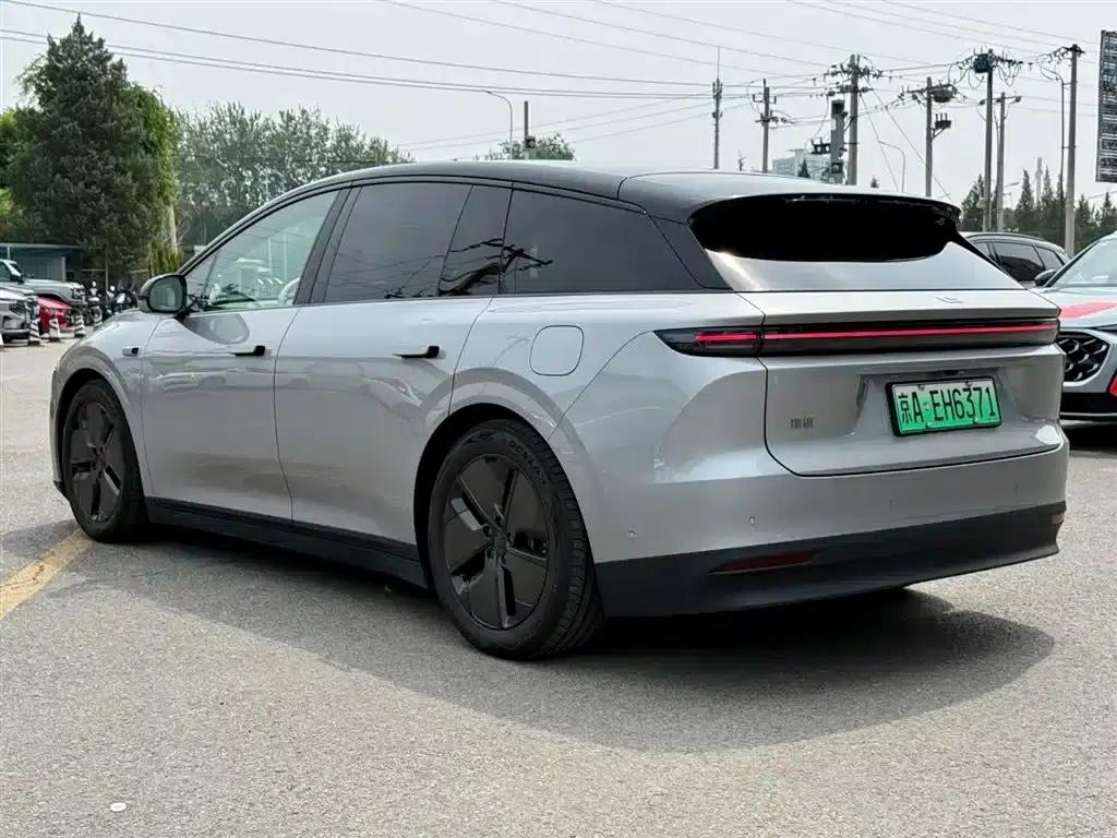 Li Auto i6 2025 Two-Wheel Drive Standard Edition — миниатюра 2