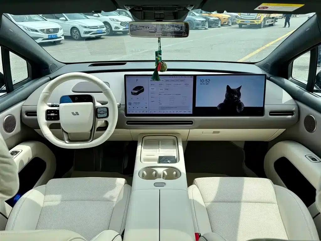 Li Auto i6 2025 Two-Wheel Drive Standard Edition — миниатюра 8