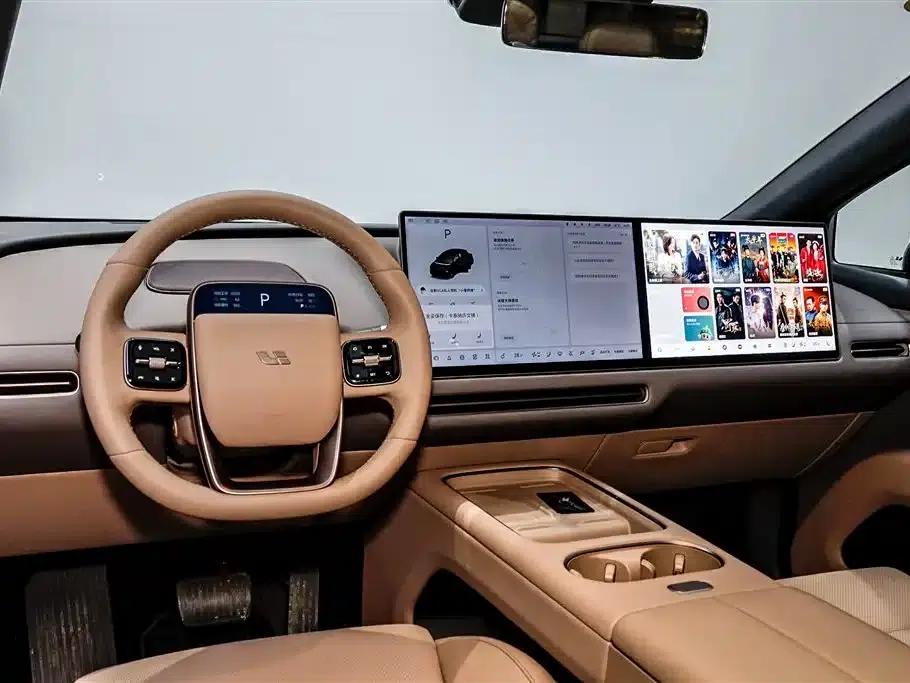 Li Auto i6 2025 Two-Wheel Drive Standard Edition — миниатюра 32