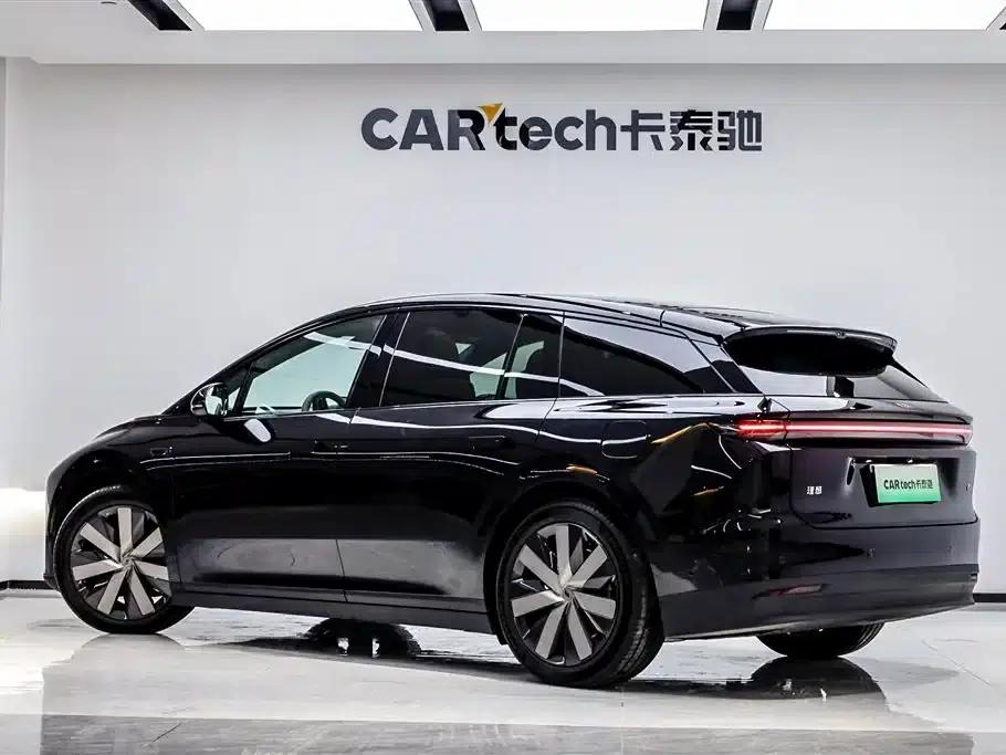 Li Auto i6 2025 Two-Wheel Drive Standard Edition — миниатюра 6