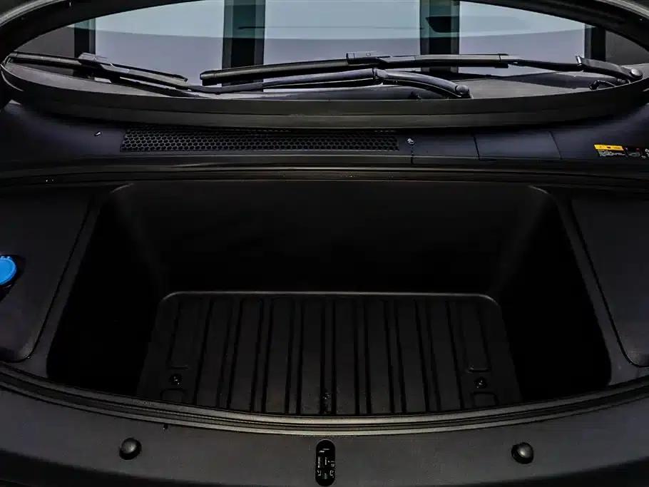 Li Auto i6 2025 Two-Wheel Drive Standard Edition — миниатюра 8