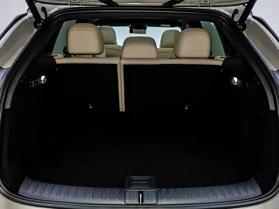 Li Auto i6 2025 Two-Wheel Drive Standard Edition — миниатюра 11