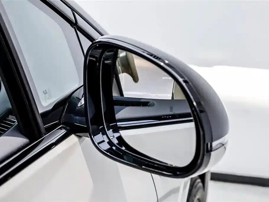 Li Auto i6 2025 Two-Wheel Drive Standard Edition — миниатюра 12