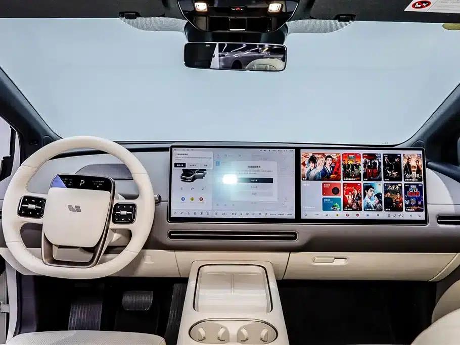 Li Auto i6 2025 Two-Wheel Drive Standard Edition — миниатюра 13