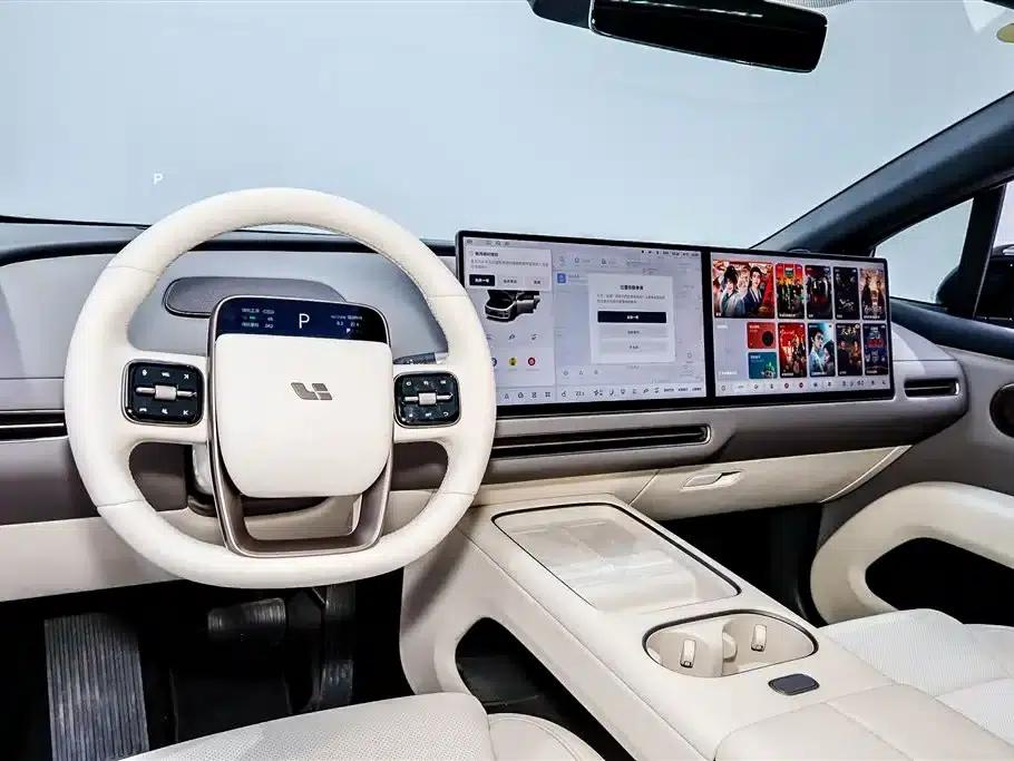 Li Auto i6 2025 Two-Wheel Drive Standard Edition — миниатюра 28