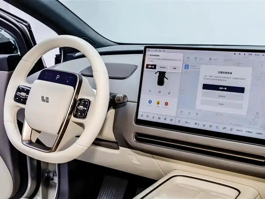 Li Auto i6 2025 Two-Wheel Drive Standard Edition — миниатюра 34