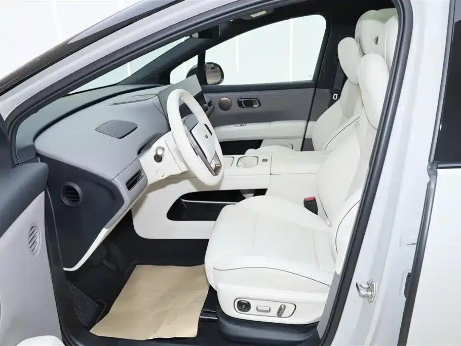 Li Auto i6 2025 Two-Wheel Drive Standard Edition — миниатюра 32