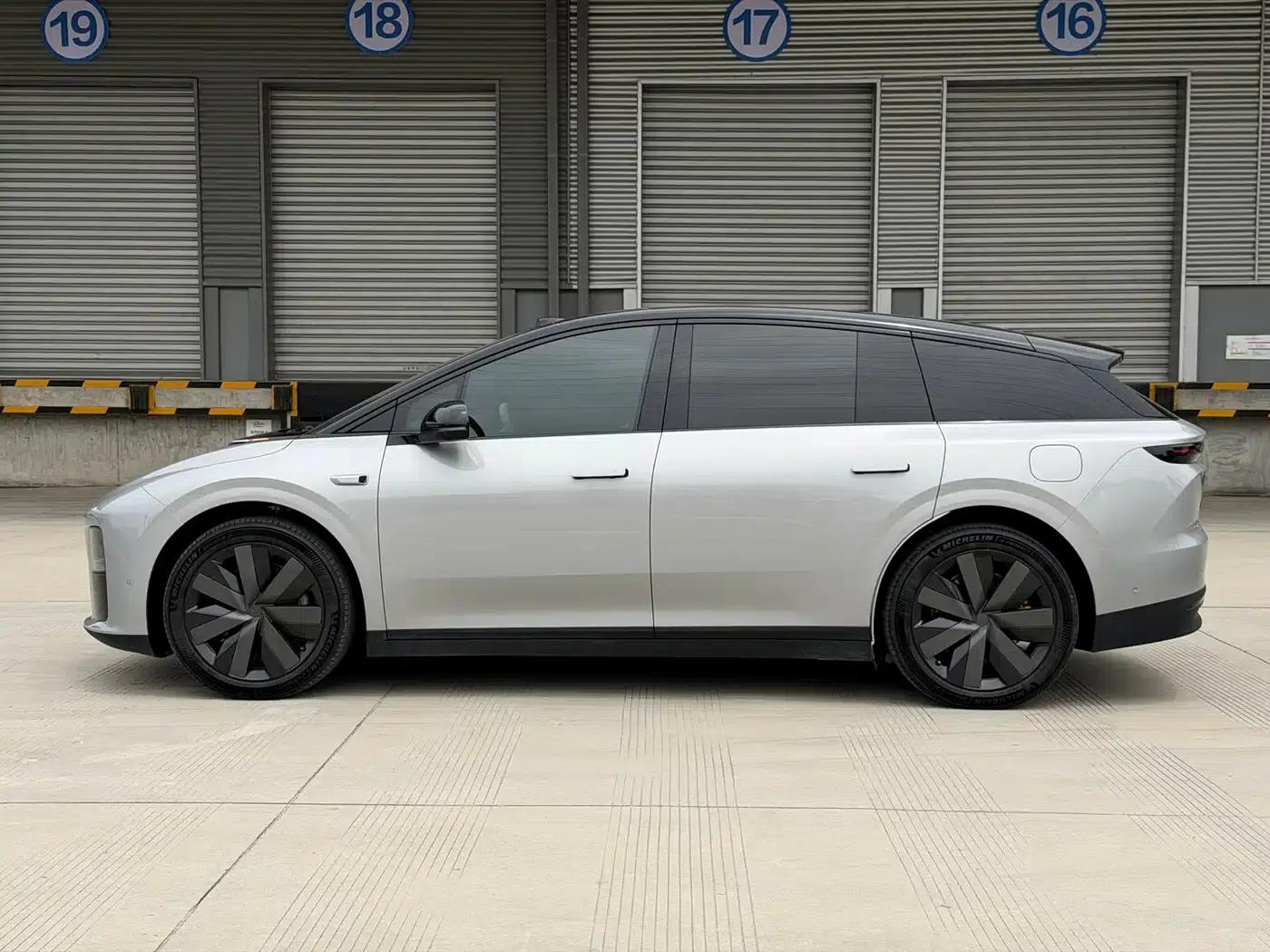 Li Auto i6 2025 AWD Standard Edition — миниатюра 17