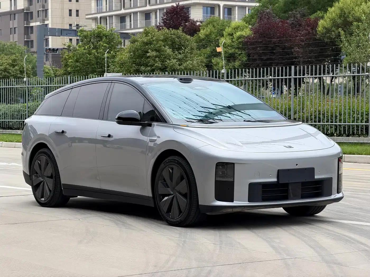 Li Auto i6 2025 AWD Standard Edition — миниатюра 3