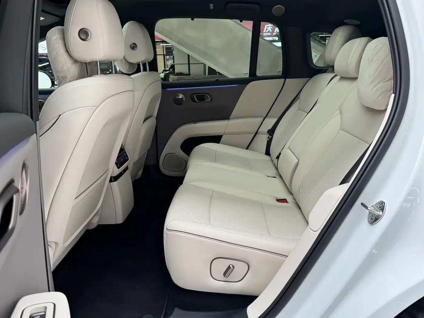 Li Auto i6 2025 AWD Standard Edition — миниатюра 11
