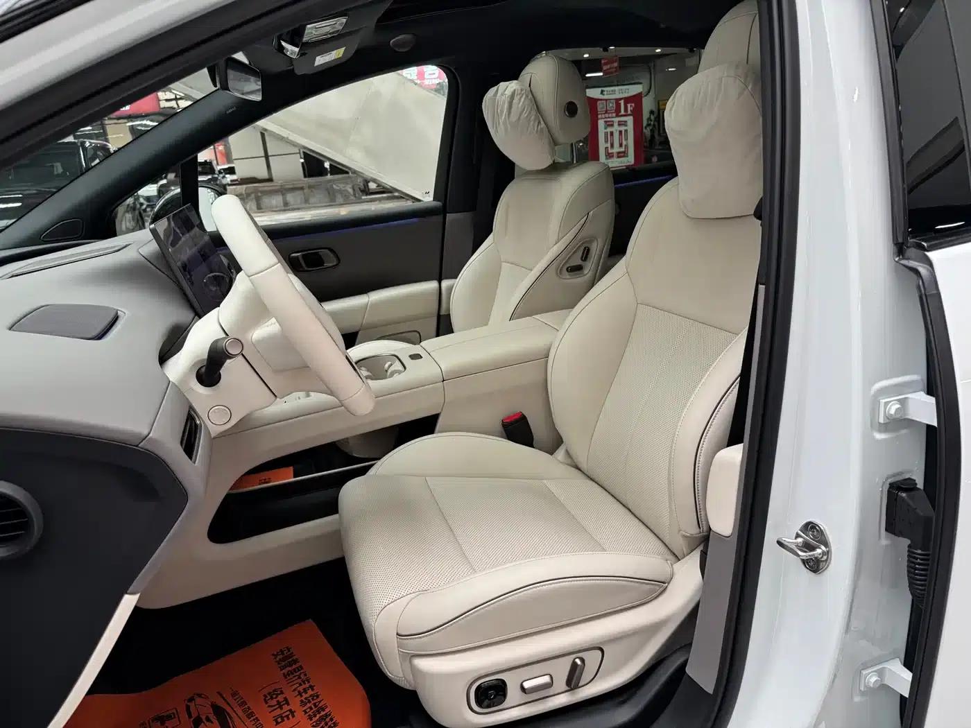 Li Auto i6 2025 AWD Standard Edition — миниатюра 17
