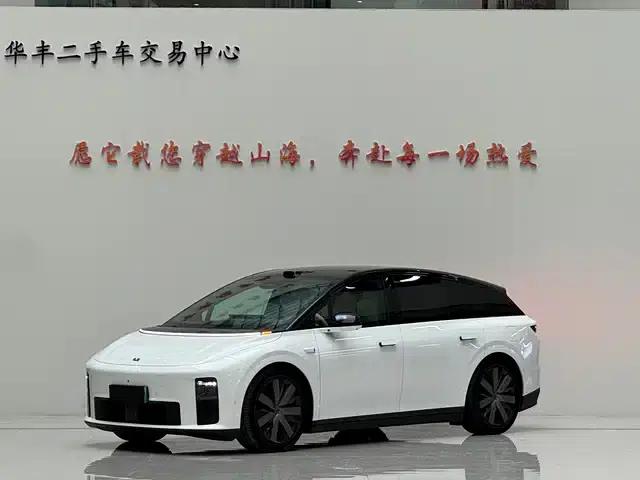 Li Auto i6 2025 AWD Standard Edition