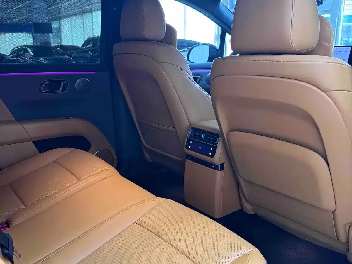 Li Auto i6 2025 Two-Wheel Drive Standard Edition — миниатюра 13