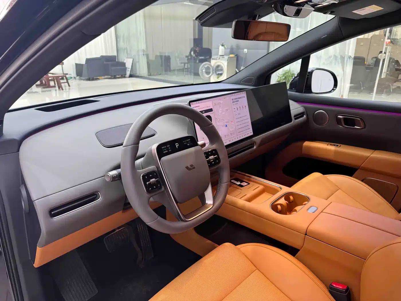 Li Auto i6 2025 Two-Wheel Drive Standard Edition — миниатюра 6