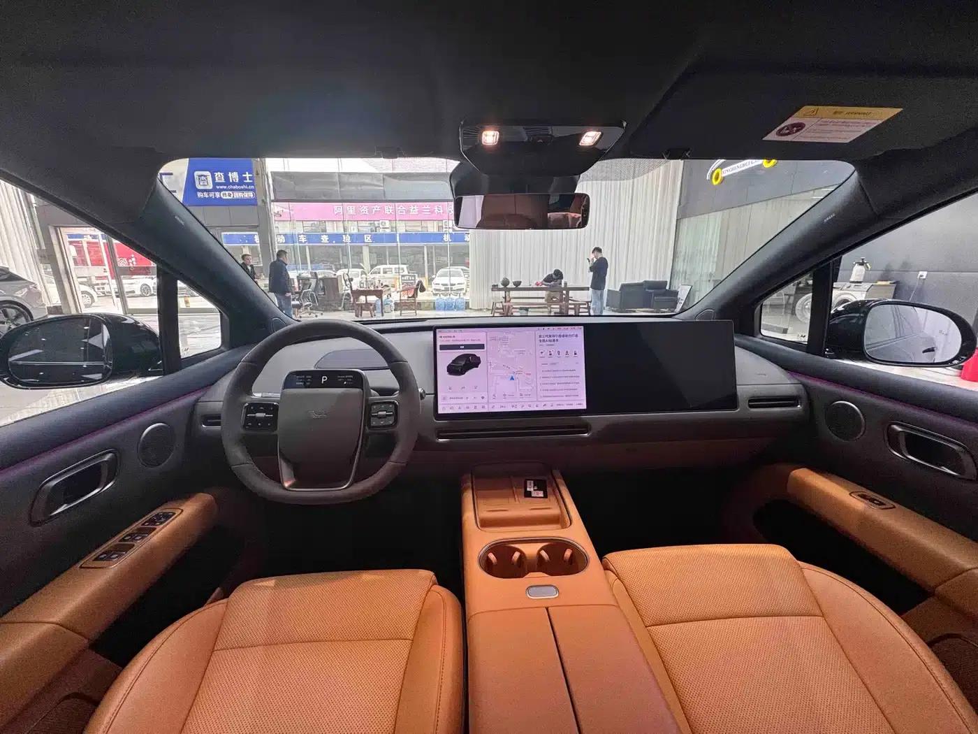 Li Auto i6 2025 Two-Wheel Drive Standard Edition — миниатюра 7