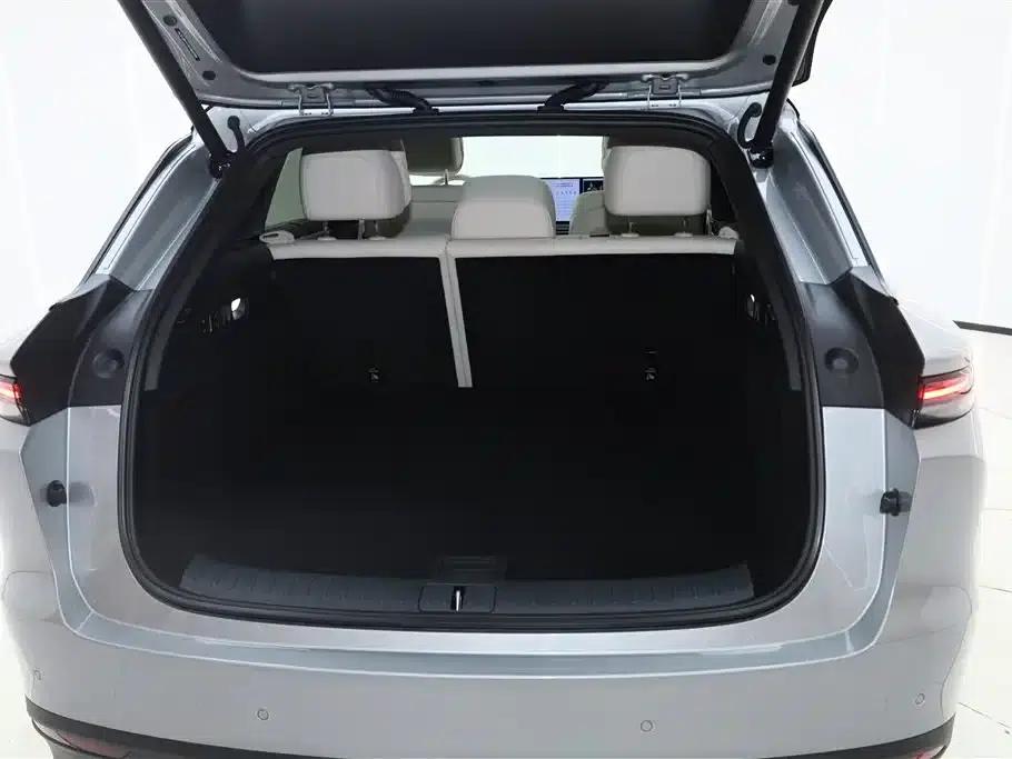 Li Auto i6 2025 AWD Standard Edition — миниатюра 14