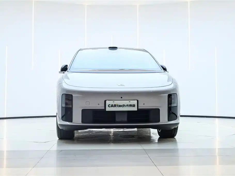 Li Auto i6 2025 AWD Standard Edition — миниатюра 3
