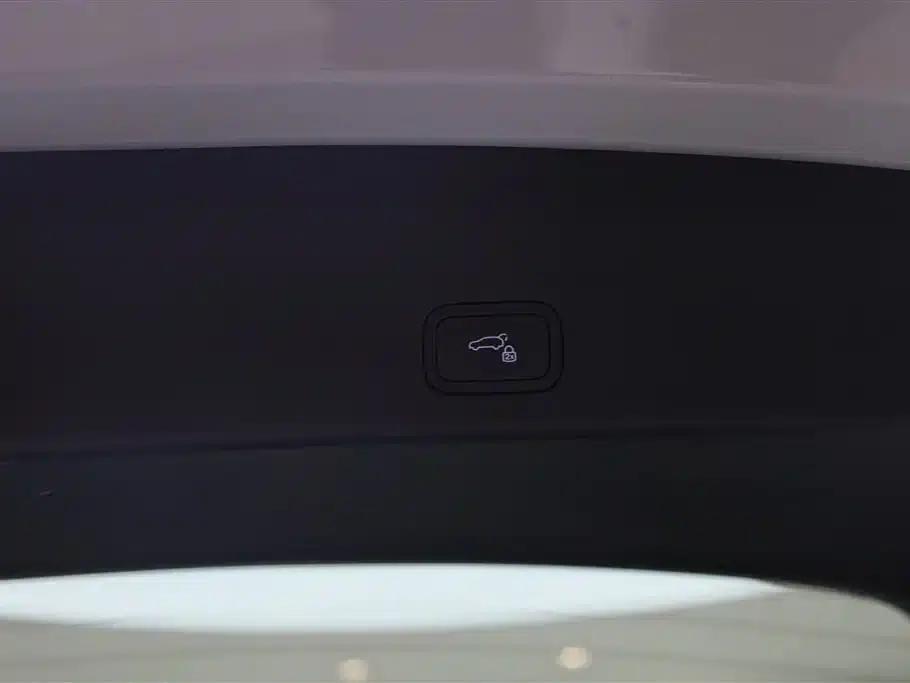 Li Auto i6 2025 AWD Standard Edition — миниатюра 23