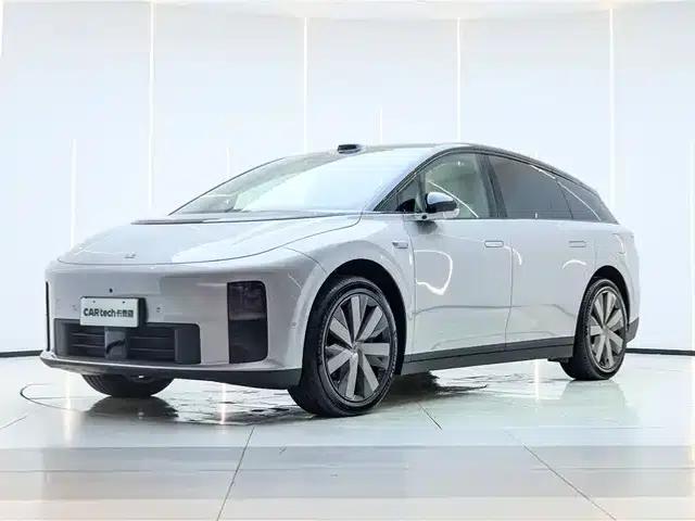Li Auto i6 2025 AWD Standard Edition