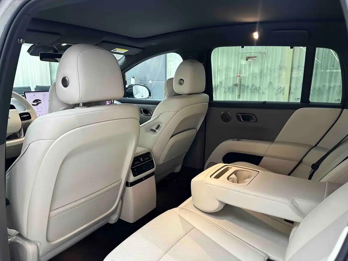 Li Auto i6 2025 Two-Wheel Drive Standard Edition — миниатюра 8