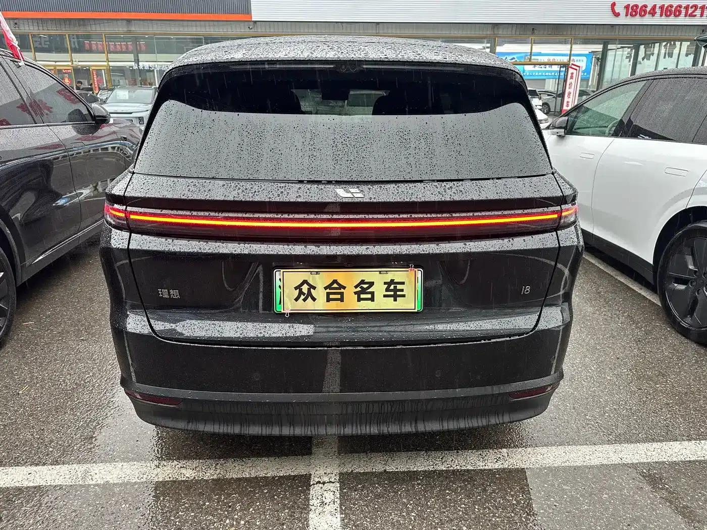 Li Auto i8 2025 Standard Edition — миниатюра 3