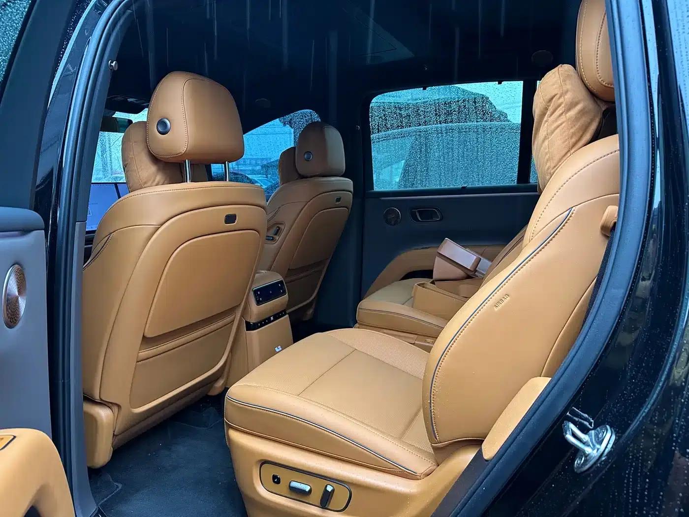 Li Auto i8 2025 Standard Edition — миниатюра 5