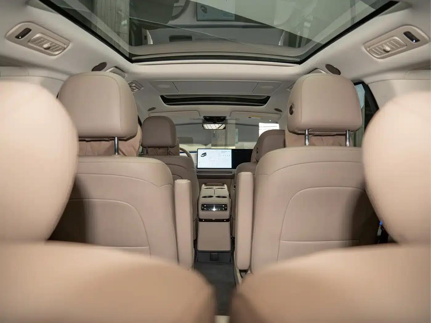 Li Auto i8 2025 Standard Edition — миниатюра 12