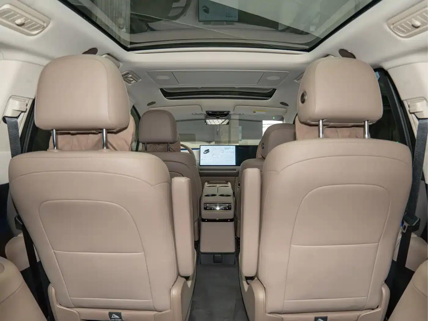 Li Auto i8 2025 Standard Edition — миниатюра 13