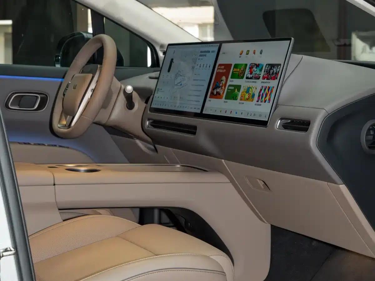Li Auto i8 2025 Standard Edition — миниатюра 15
