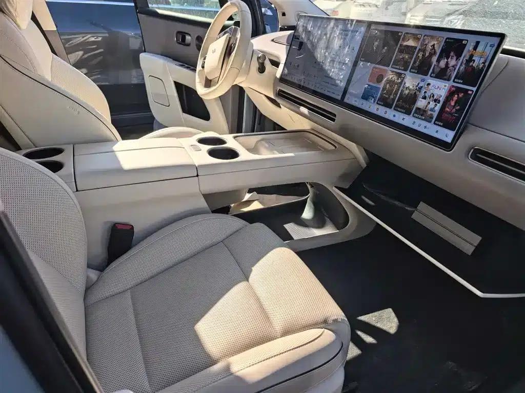 Li Auto i8 2025 Standard Edition — миниатюра 7