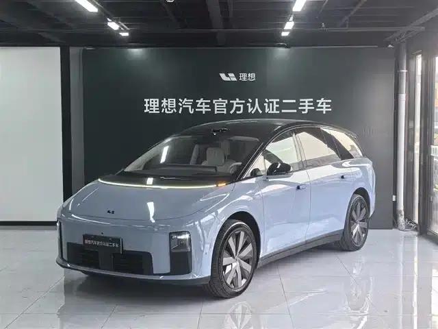 Li Auto i8 2025 Standard Edition