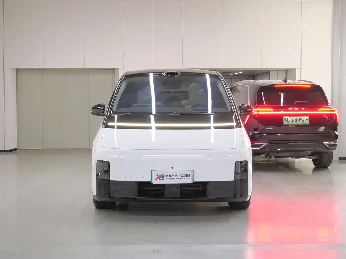 Li Auto MEGA 2025 Home Edition — миниатюра 2