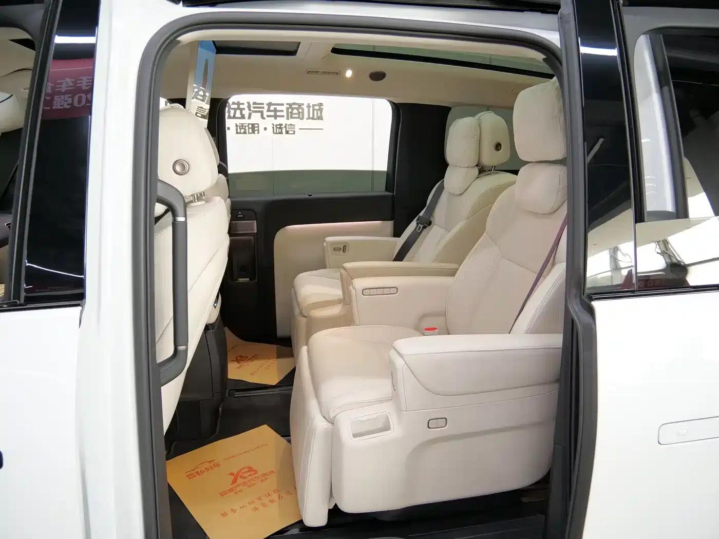 Li Auto MEGA 2025 Home Edition — миниатюра 14