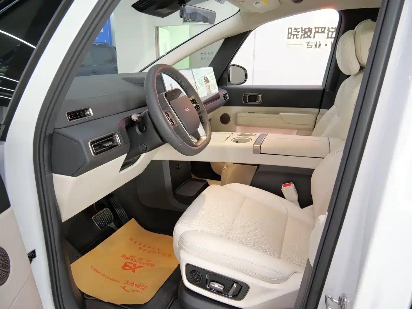 Li Auto MEGA 2025 Home Edition — миниатюра 8