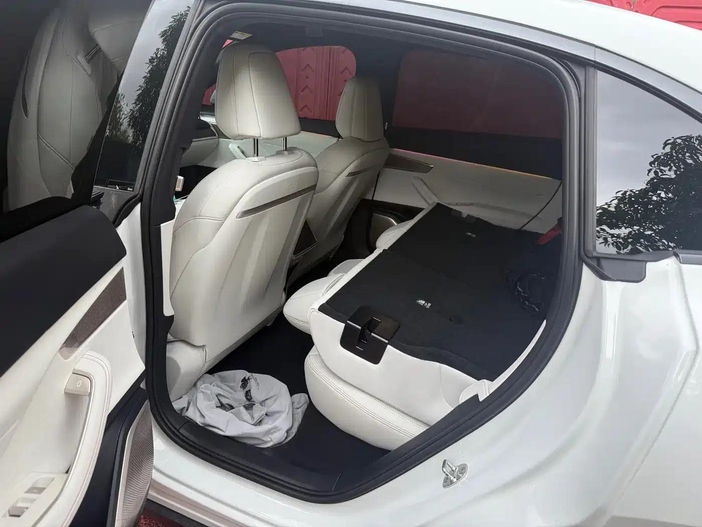 Chevrolet L60 2024 60kWh Rear-Wheel Drive — миниатюра 10