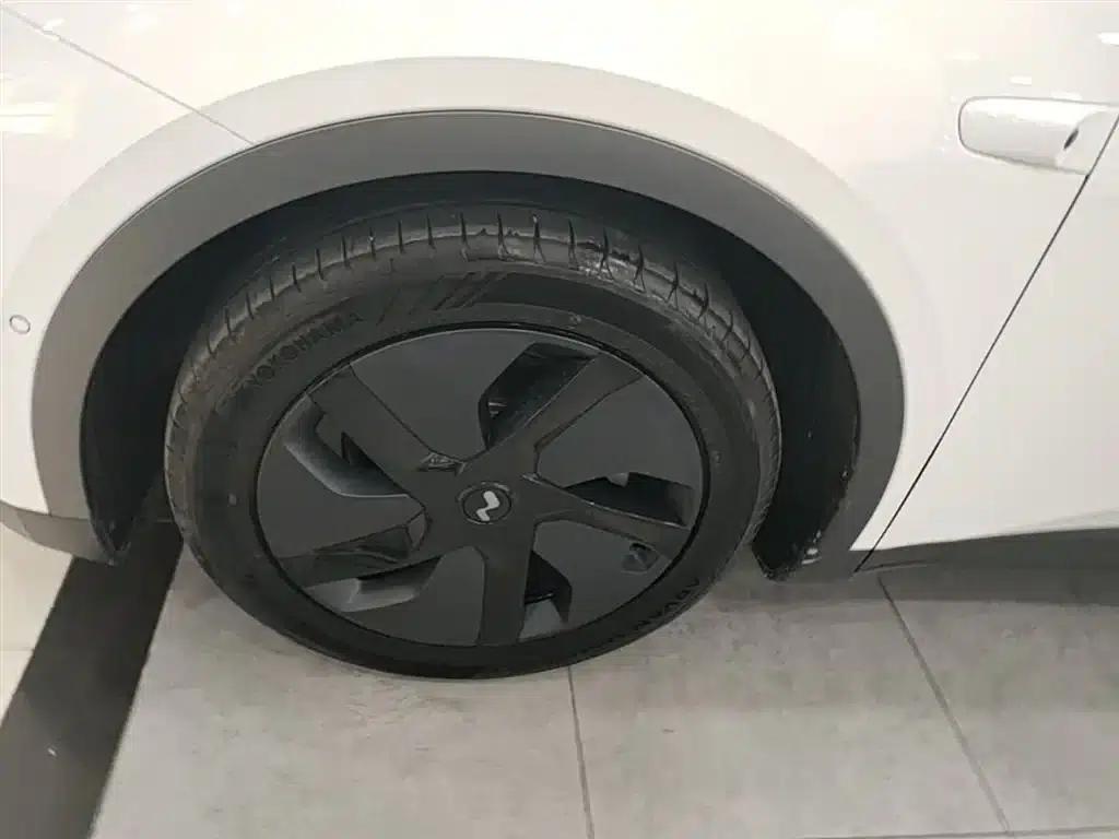 Chevrolet L60 2024 60kWh Rear-Wheel Drive — миниатюра 23