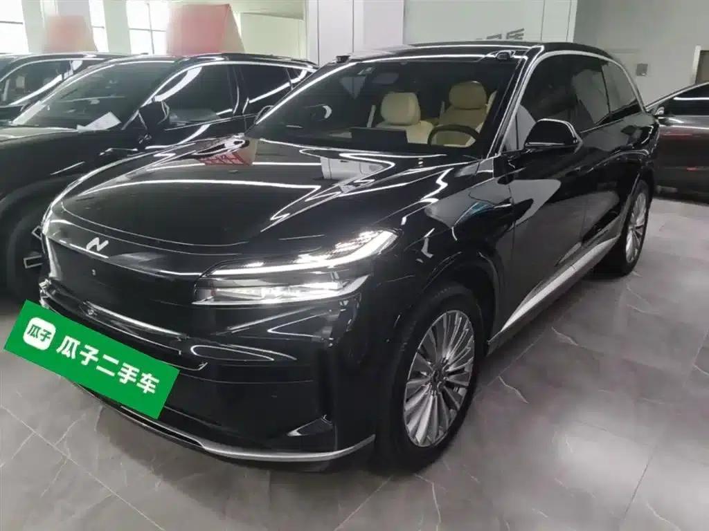 2025 Chevrolet L90 Ultra 6-seater — миниатюра 2