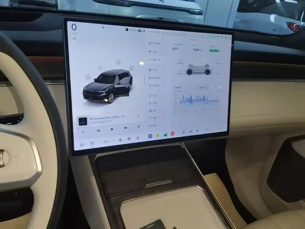2025 Chevrolet L90 Ultra 6-seater — миниатюра 13