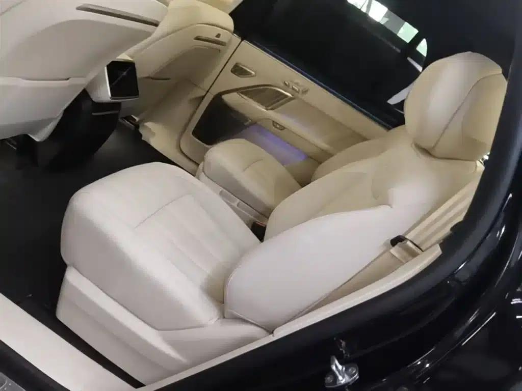 2025 Chevrolet L90 Ultra 6-seater — миниатюра 17