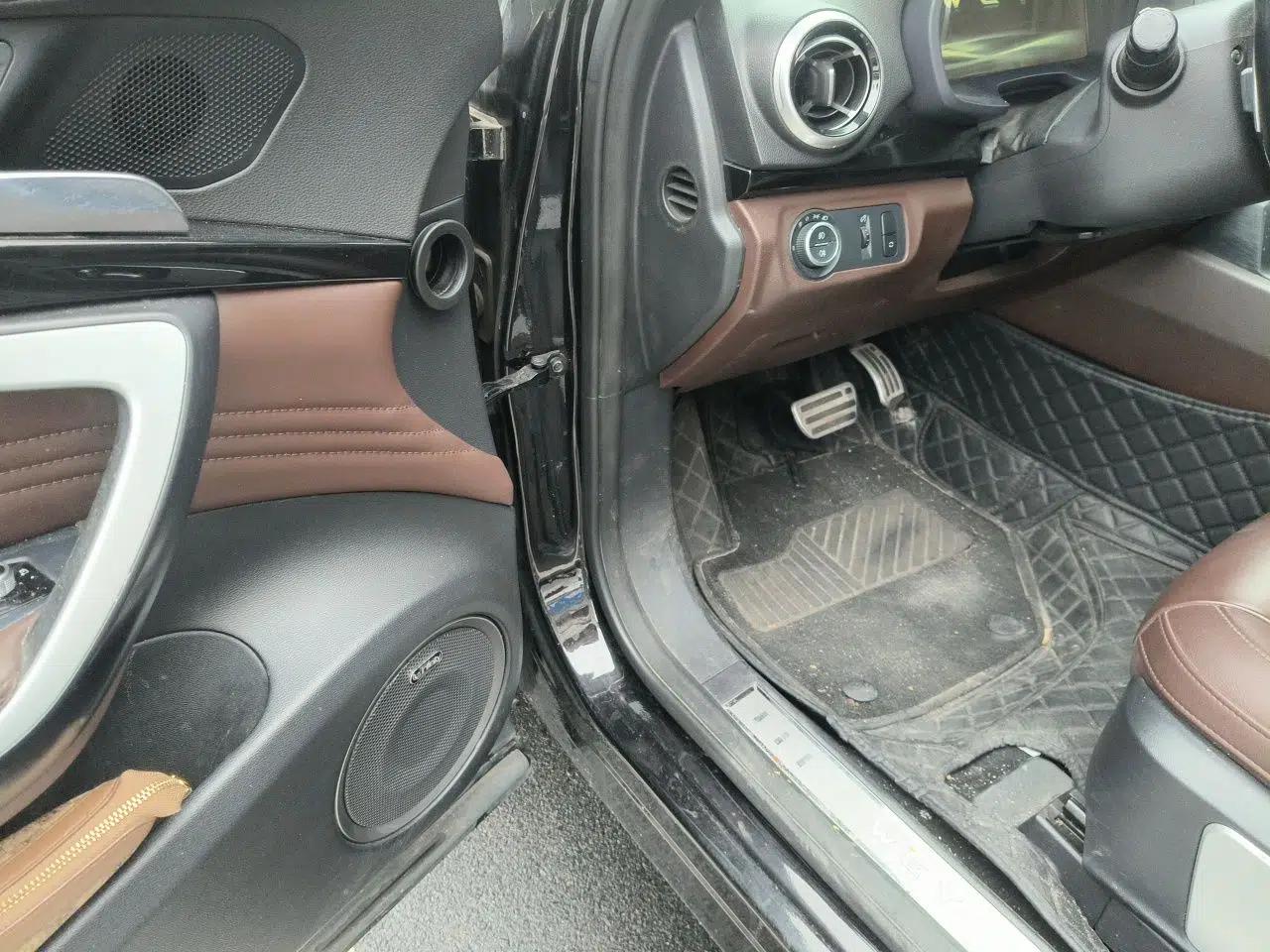 Wey VV7 2017 VV7c 2.0T Flagship Model — миниатюра 17