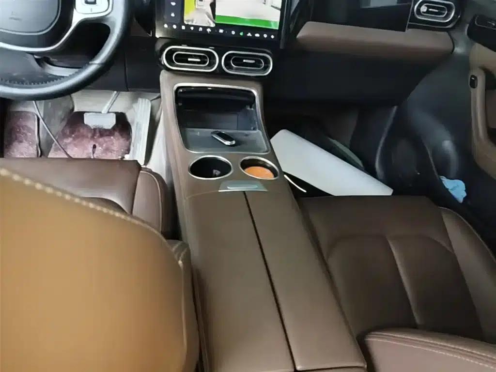Leapmotor C11 2023 Range Extended Comfort Edition — миниатюра 14