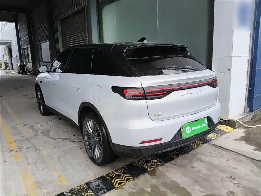 Leapmotor C11 2023 Range Extended Comfort Edition — миниатюра 5