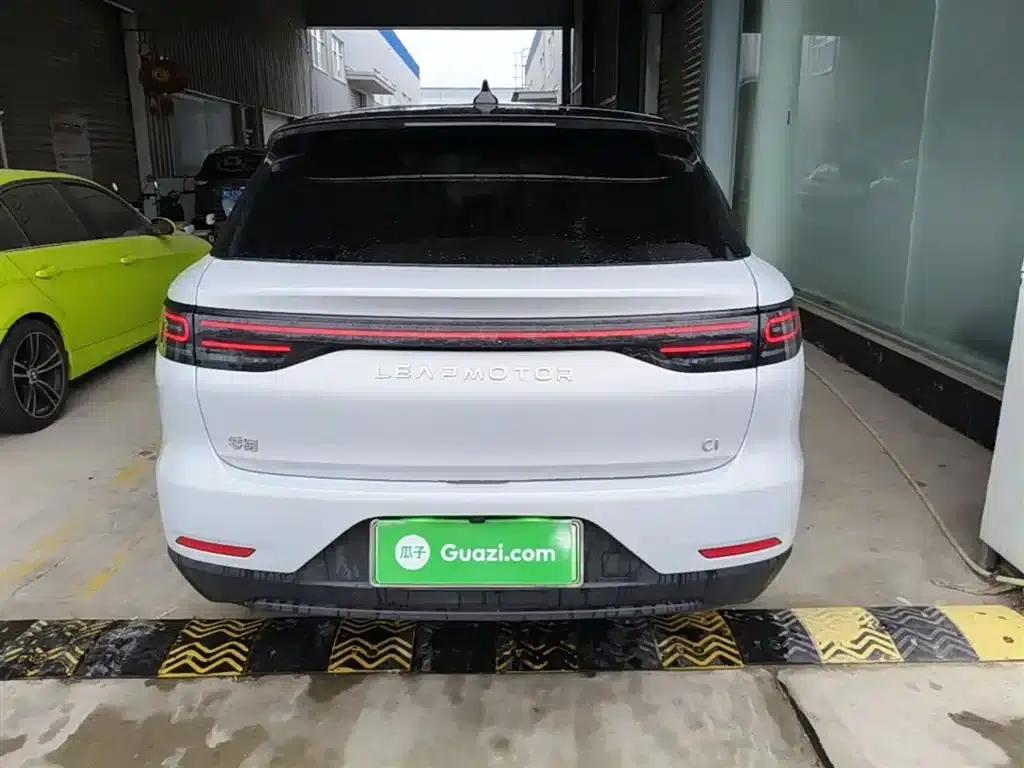 Leapmotor C11 2023 Range Extended Comfort Edition — миниатюра 6