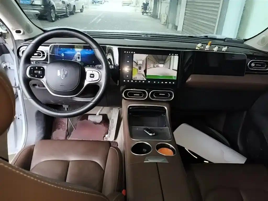 Leapmotor C11 2023 Range Extended Comfort Edition — миниатюра 10