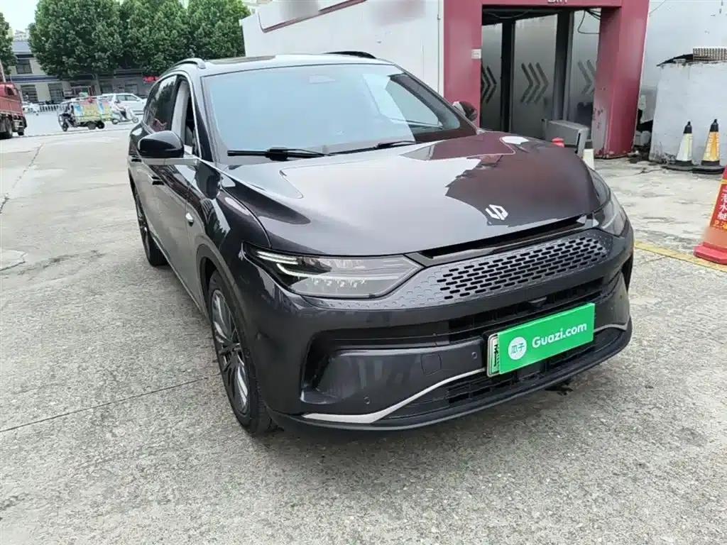 Leapmotor C11 2023 Range Extended 285 Smart Edition — миниатюра 4