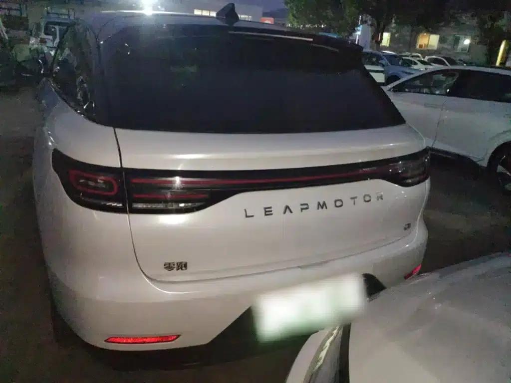 Leapmotor C11 2023 Pure Electric 500 Smart Edition — миниатюра 6