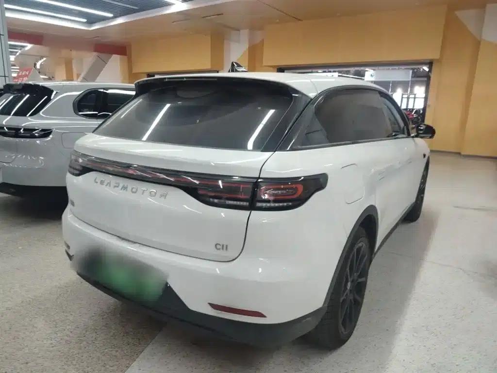 Leapmotor C11 2023 Range Extended 285 Comfort Edition — миниатюра 5