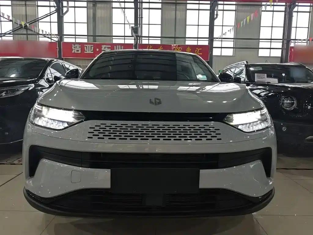 Leapmotor C11 2023 Range Extended 180 Comfort Edition — миниатюра 3